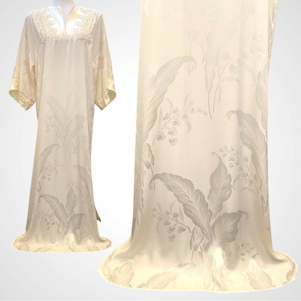 60s Lucie Ann Silky Satin Jacquard Ivory Vintage Kaftan Maxi Robe Lounging Gown